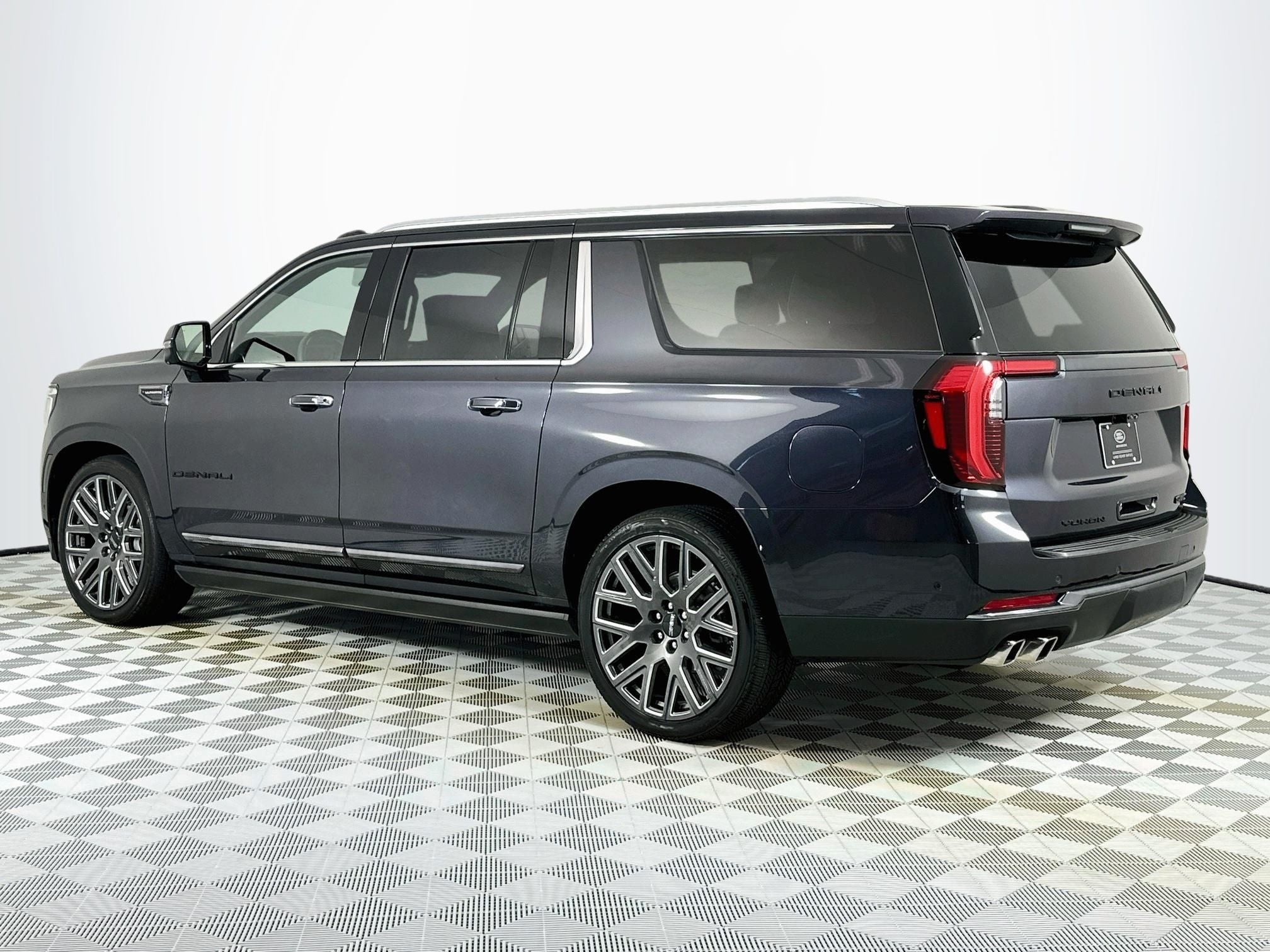 2026 GMC Yukon XL Denali Ultimate Diesel