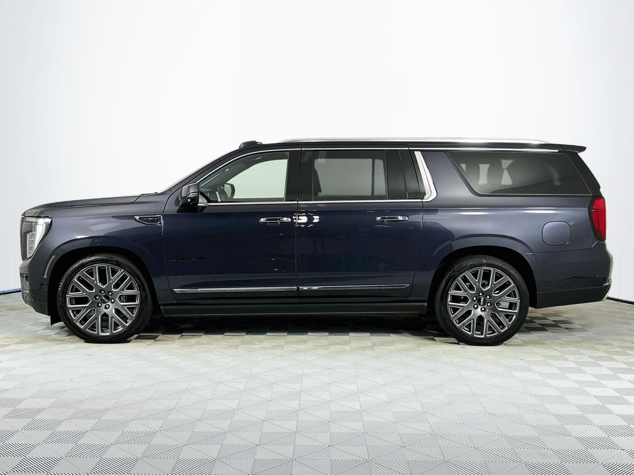 2026 GMC Yukon XL Denali Ultimate Diesel