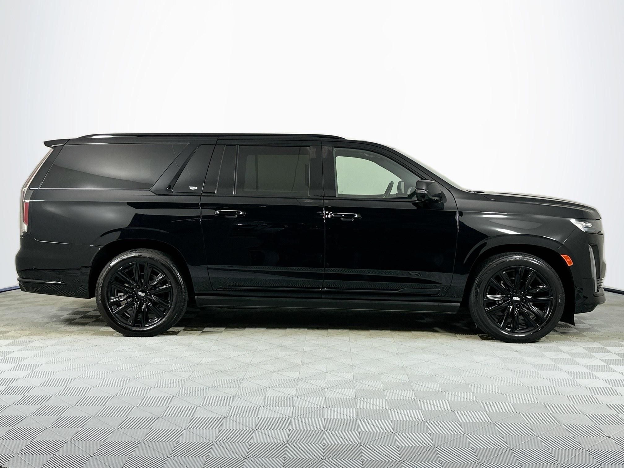 2024 Cadillac Escalade ESV Sport