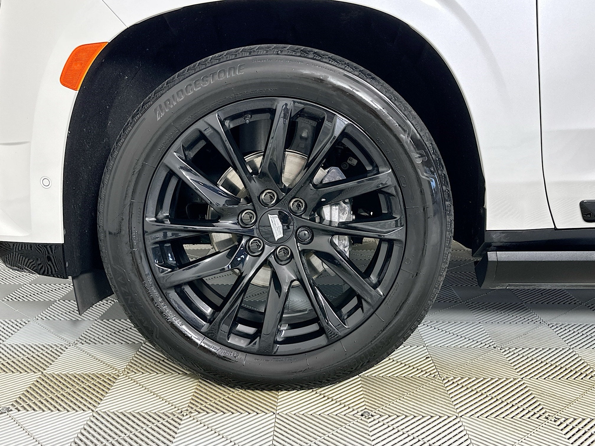 2024 Cadillac Escalade ESV Sport Platinum