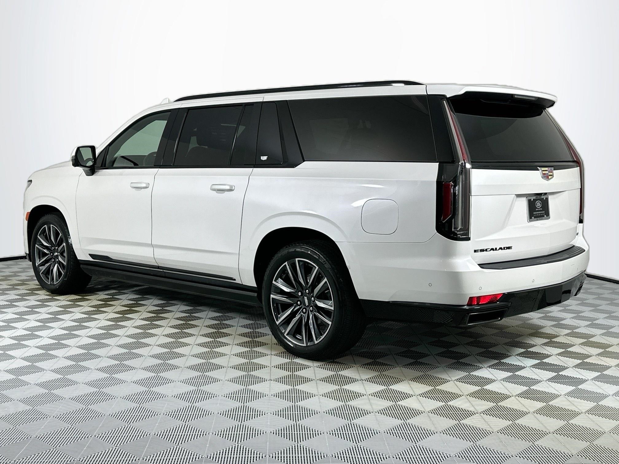 2022 Cadillac Escalade ESV Sport Platinum
