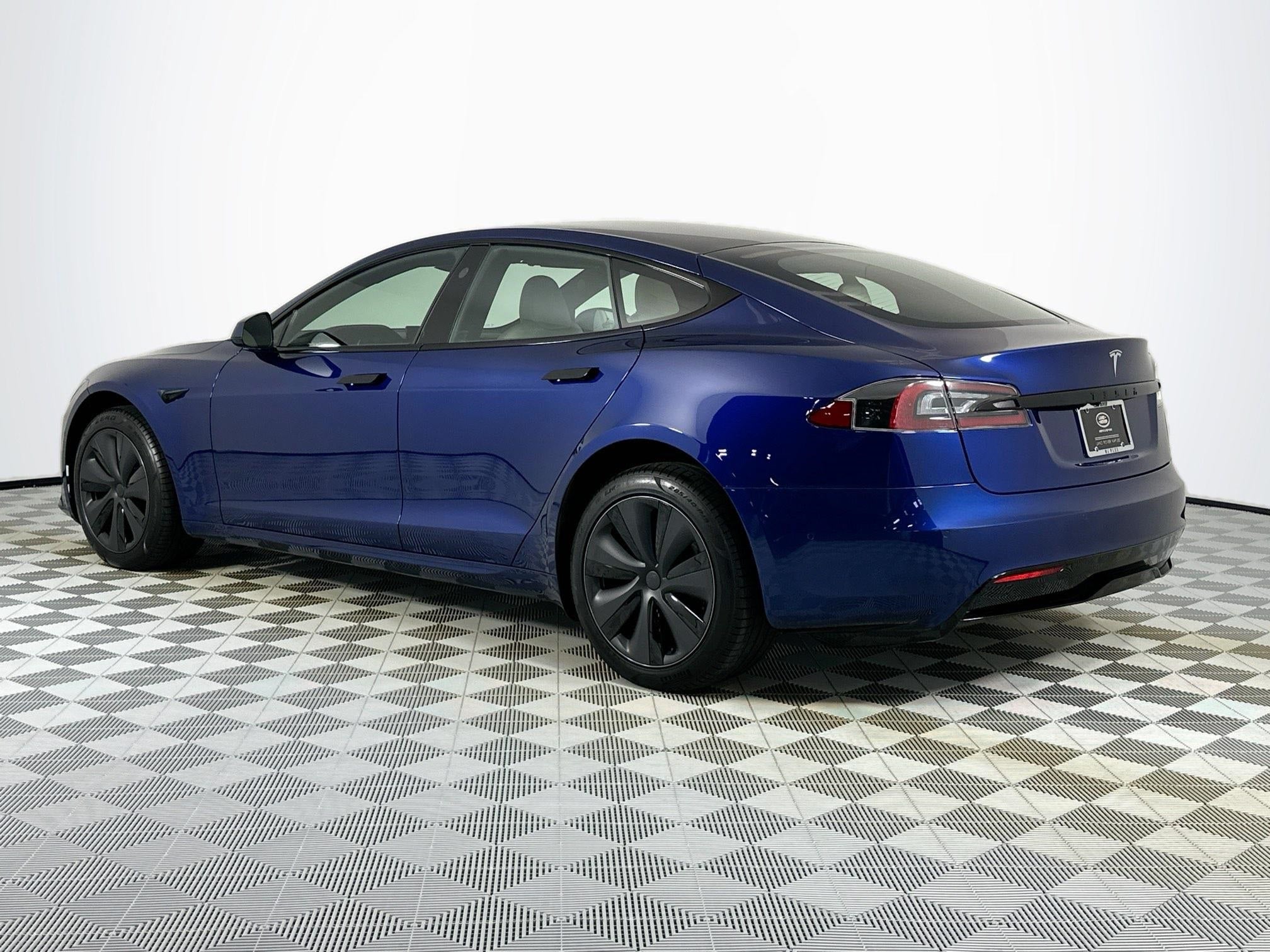 2021 Tesla Model S Long Range