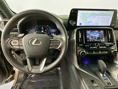 2025 Lexus LX 700h Overtrail