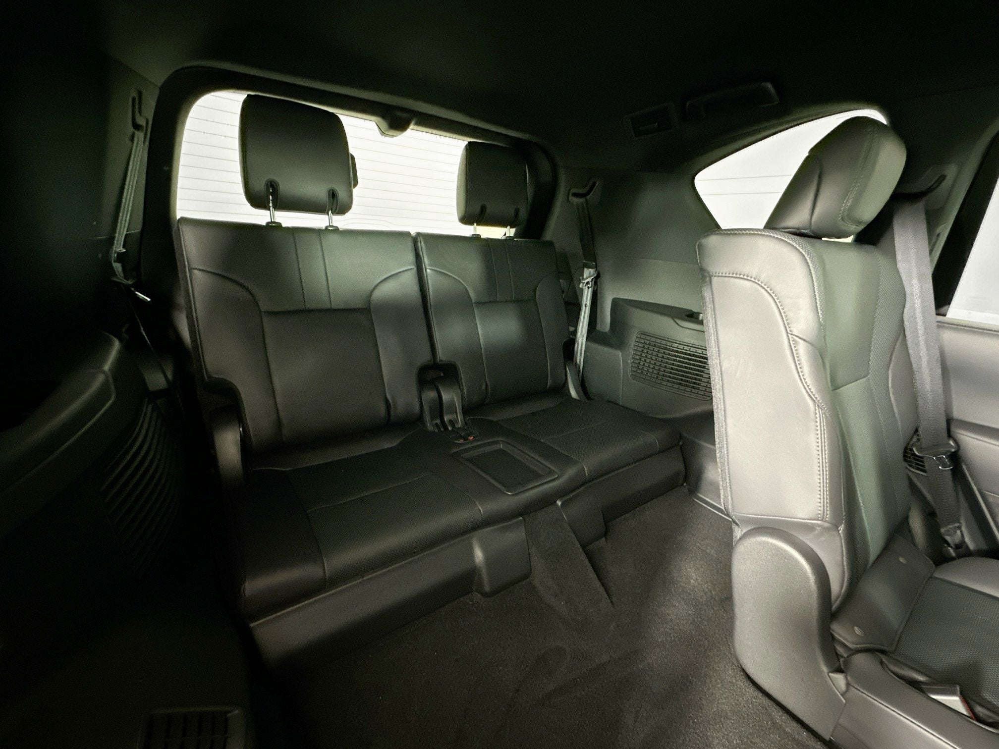 2025 Lexus LX 700h Overtrail