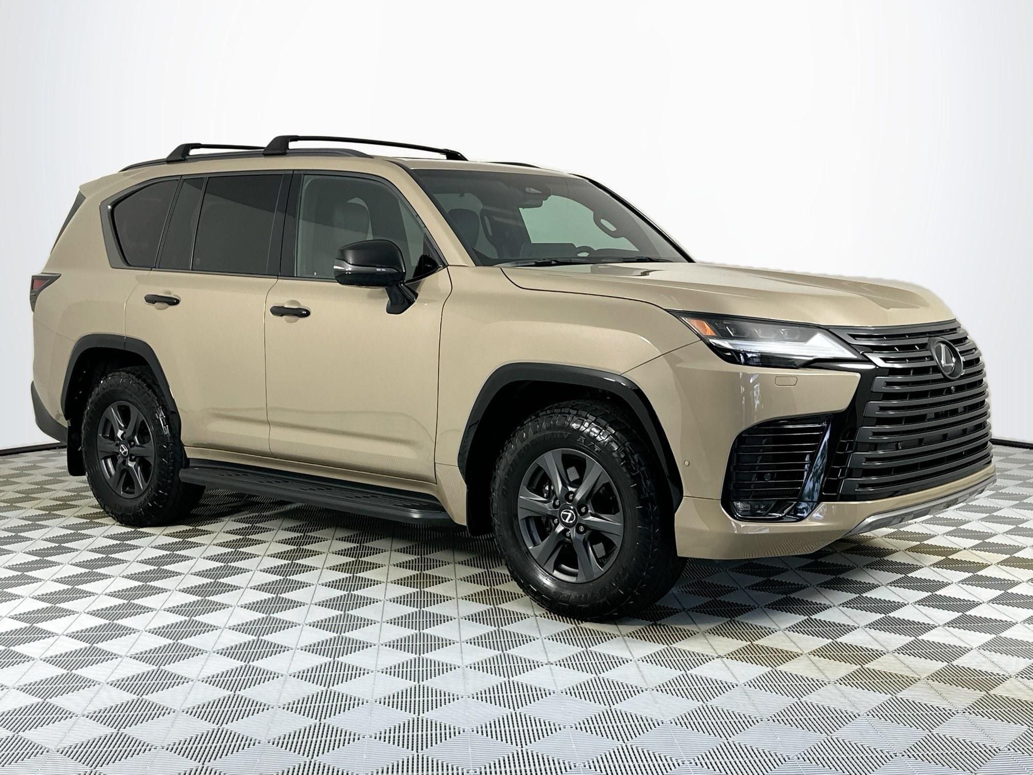 2025 Lexus LX 700h Overtrail