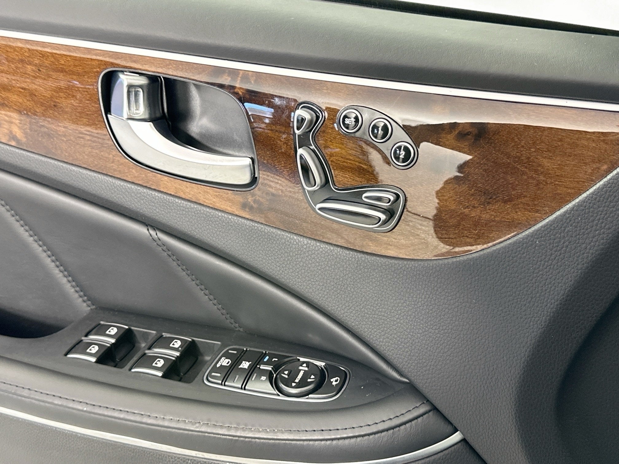 2011 Hyundai Equus Ultimate