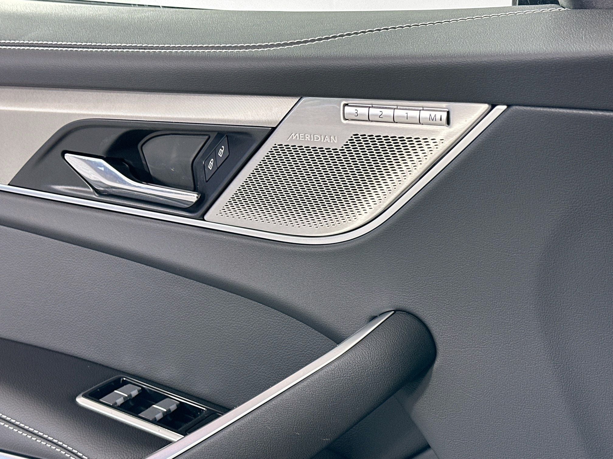 2026 Jaguar F-PACE P250 R-Dynamic S