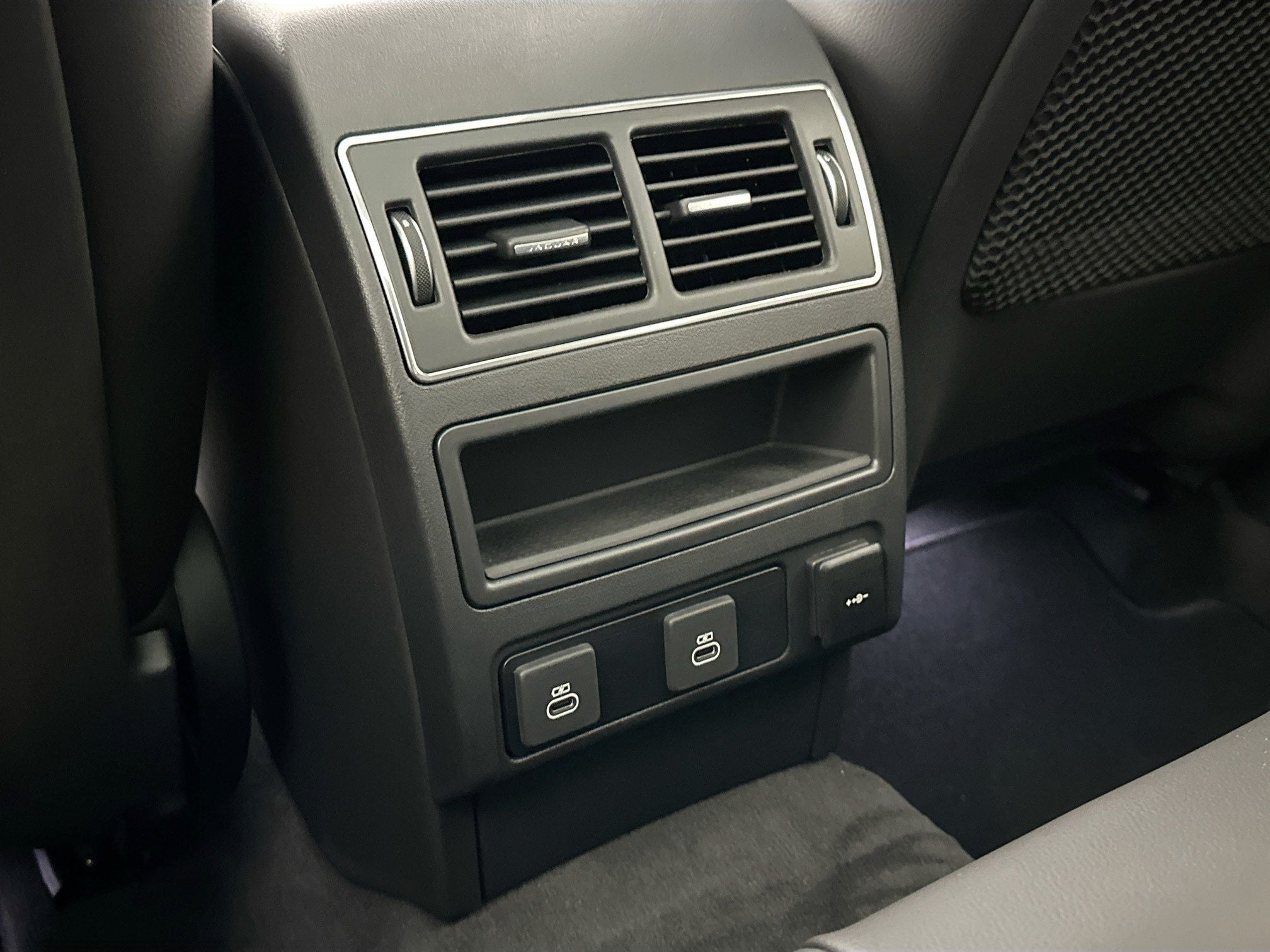 2026 Jaguar F-PACE P250 R-Dynamic S