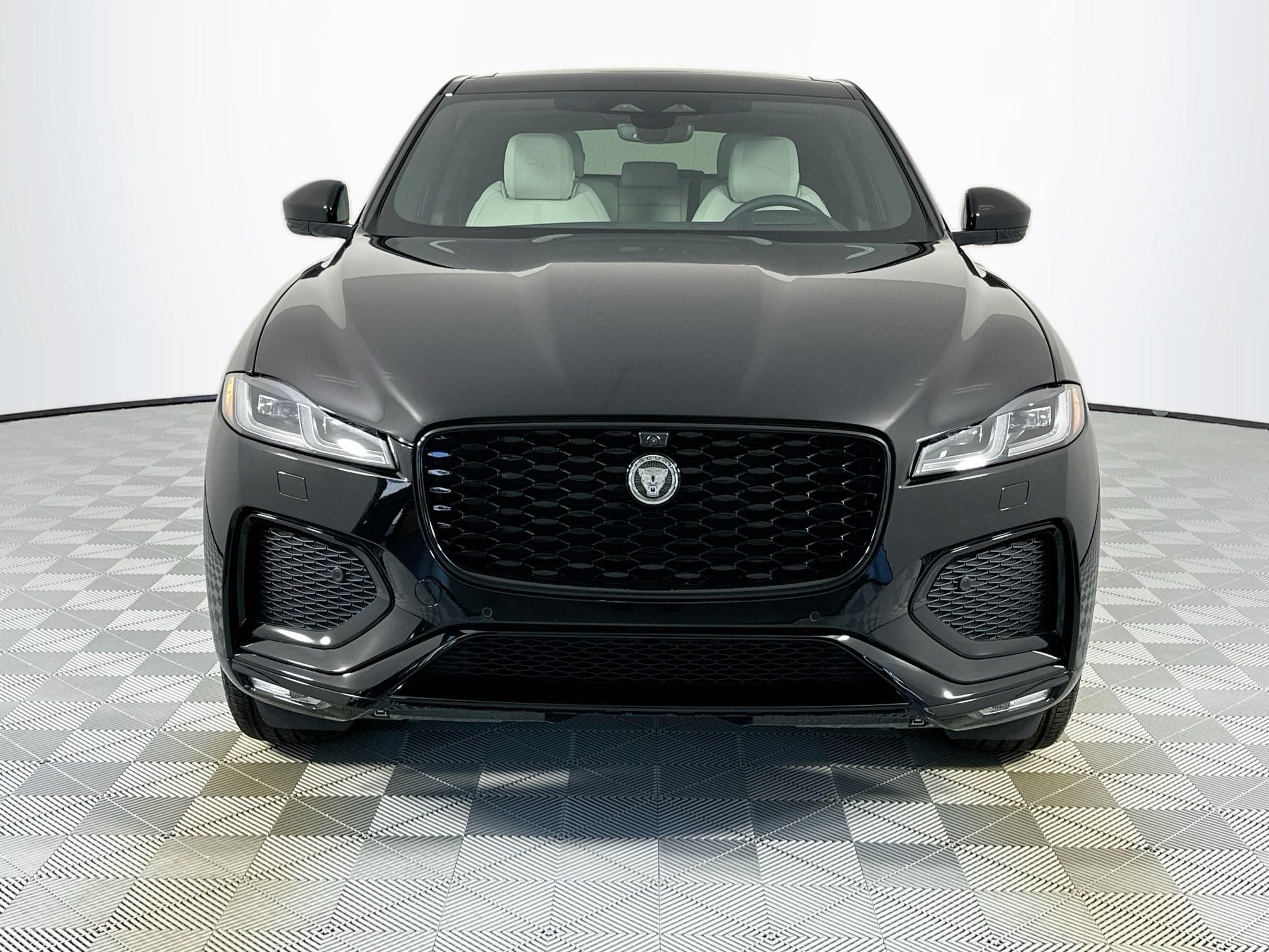 2026 Jaguar F-PACE P250 R-Dynamic S