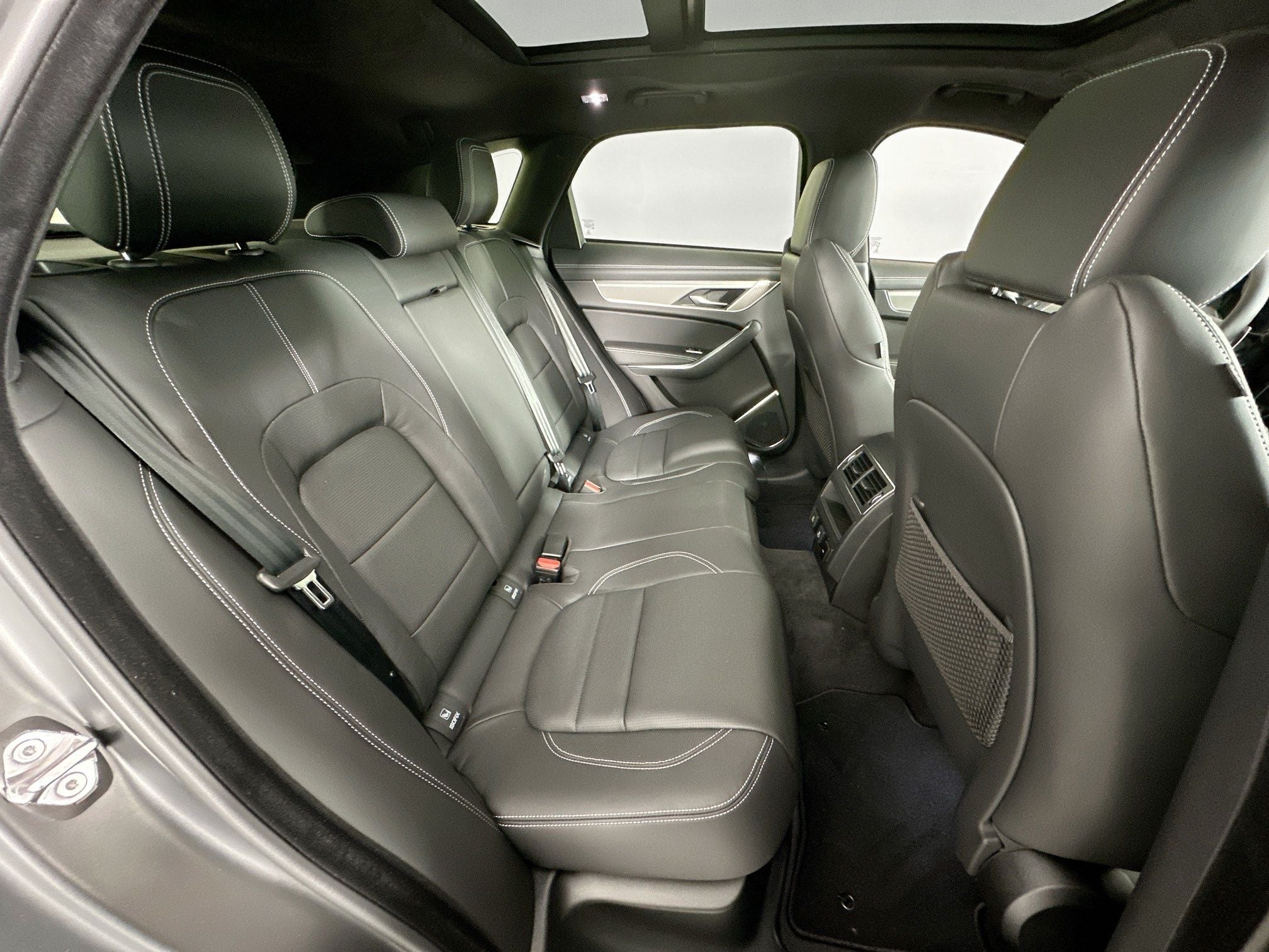 2025 Jaguar F-PACE P250 R-Dynamic S