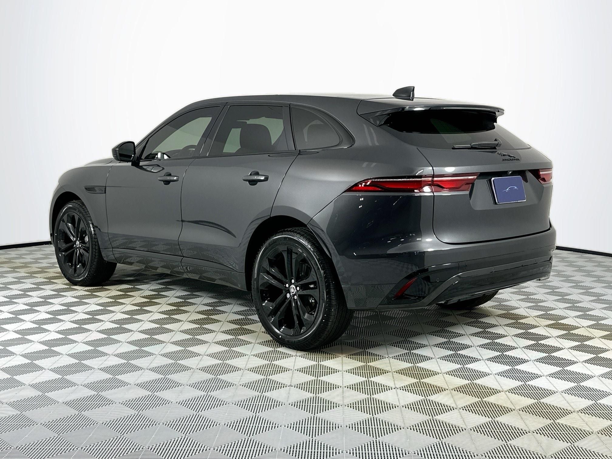 2025 Jaguar F-PACE P250 R-Dynamic S