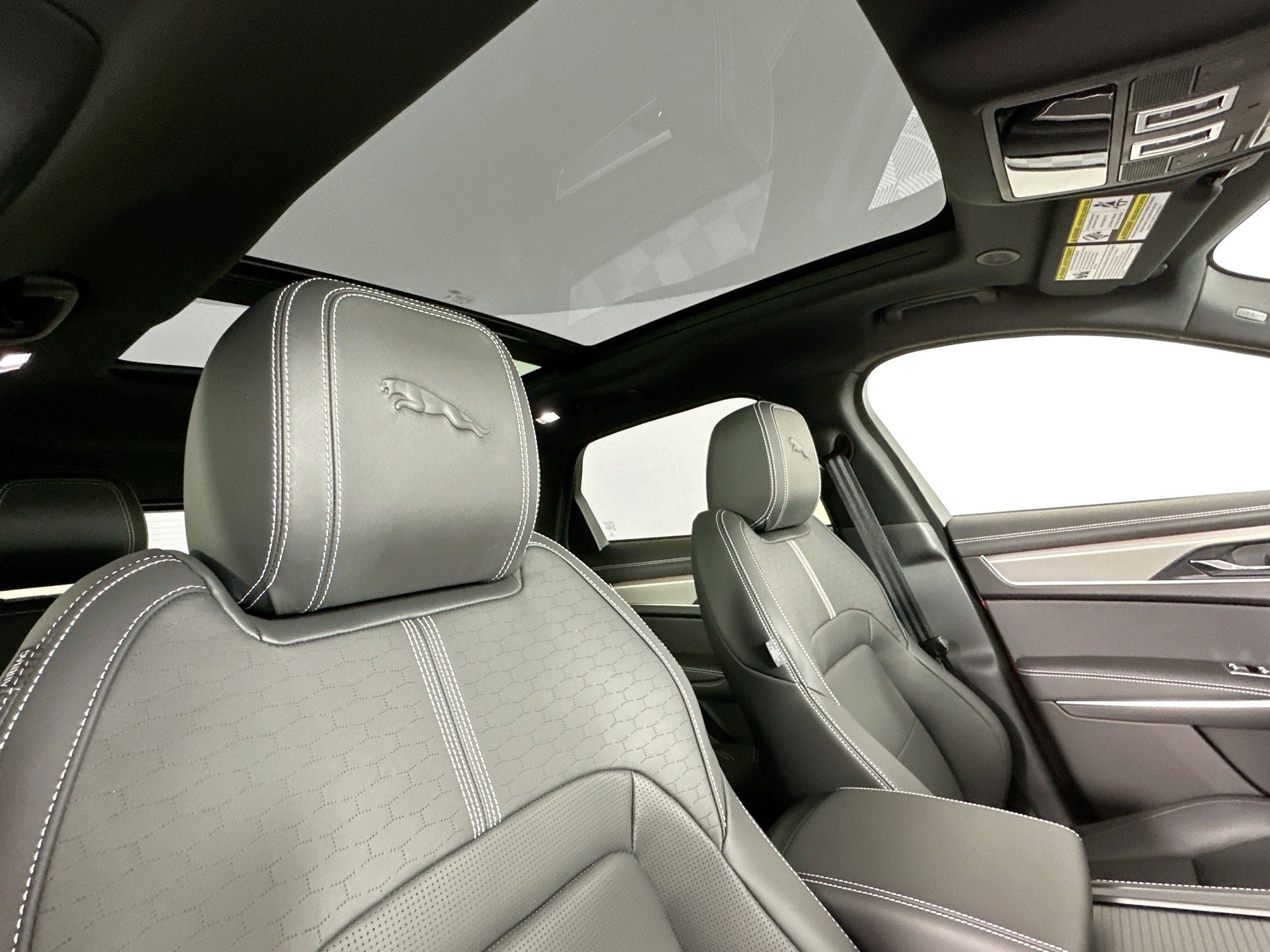 2026 Jaguar F-PACE P250 R-Dynamic S