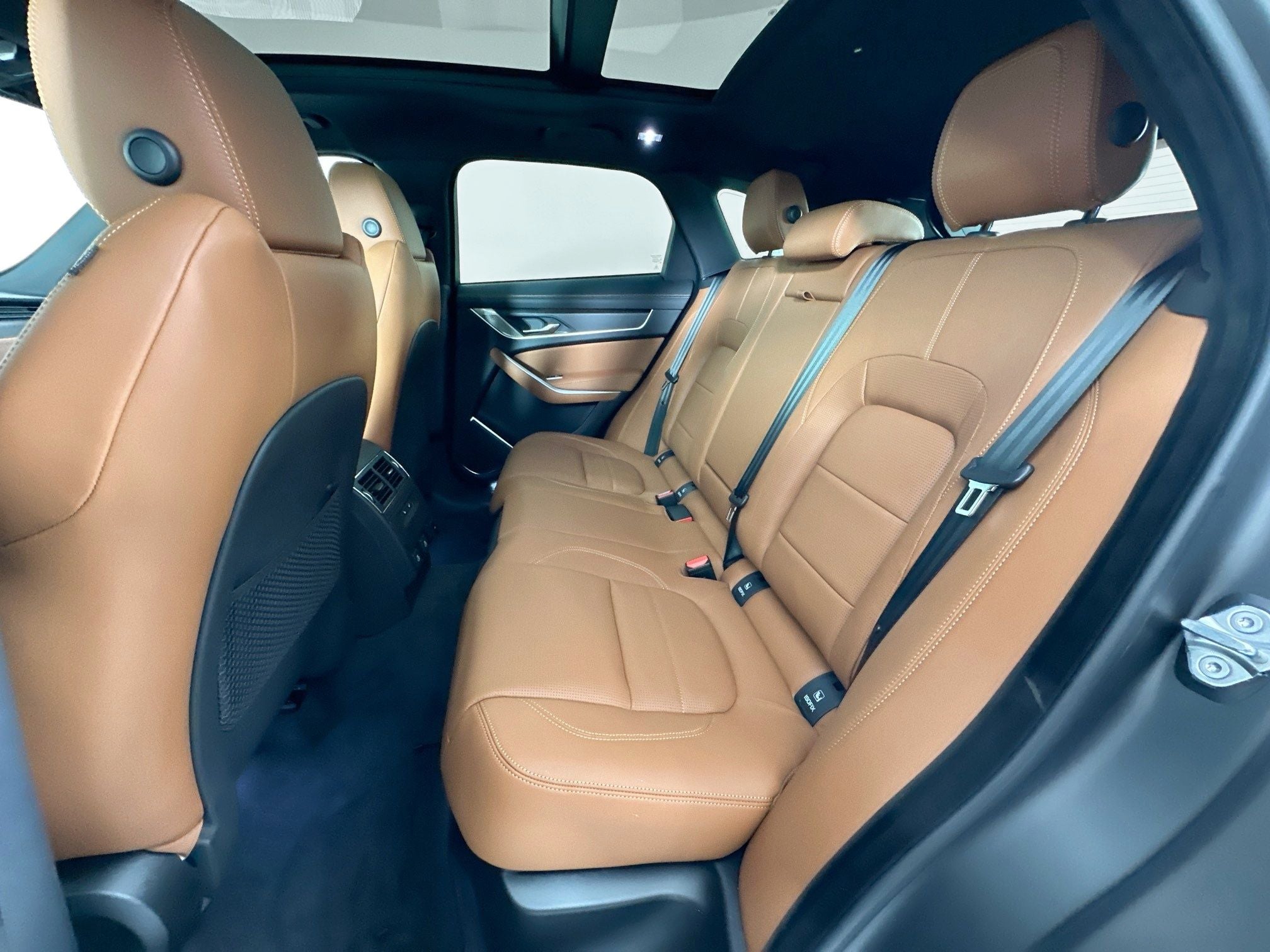 2026 Jaguar F-PACE P400 R-Dynamic S