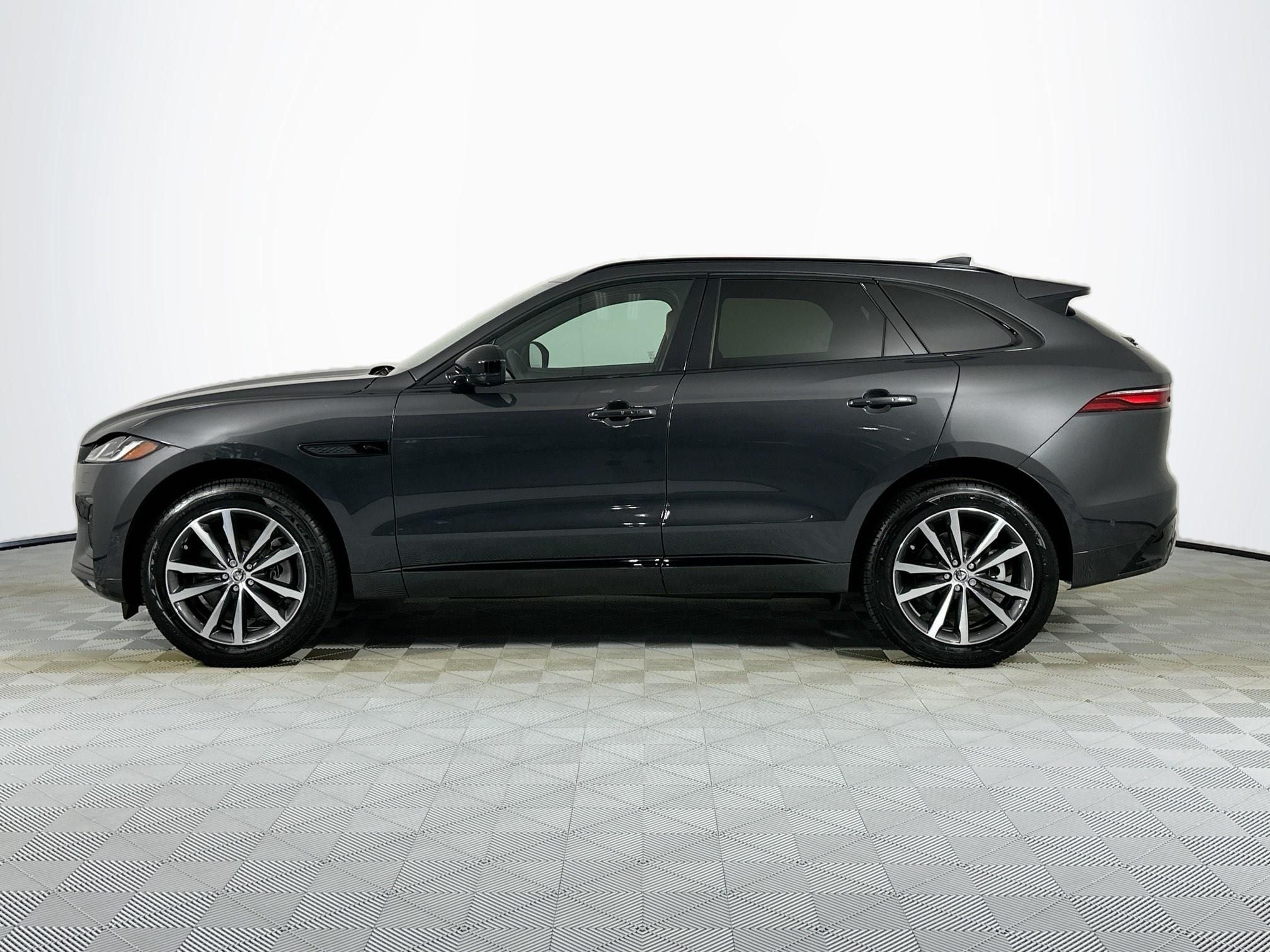 2026 Jaguar F-PACE P400 R-Dynamic S