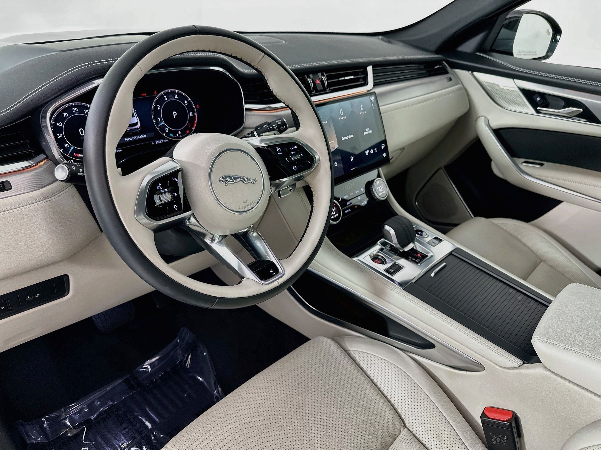 2024 Jaguar F-PACE P400 R-Dynamic S