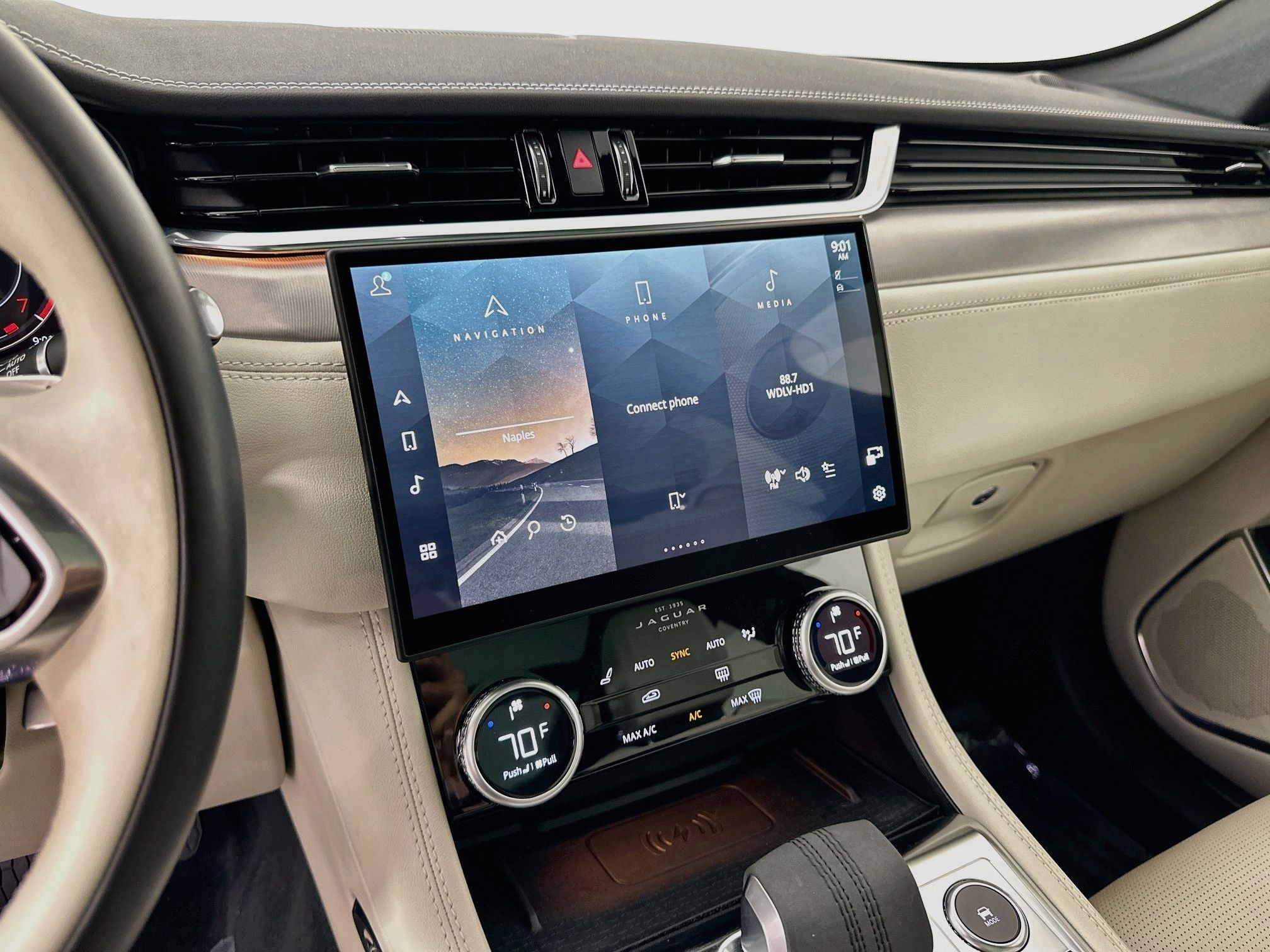 2024 Jaguar F-PACE P400 R-Dynamic S