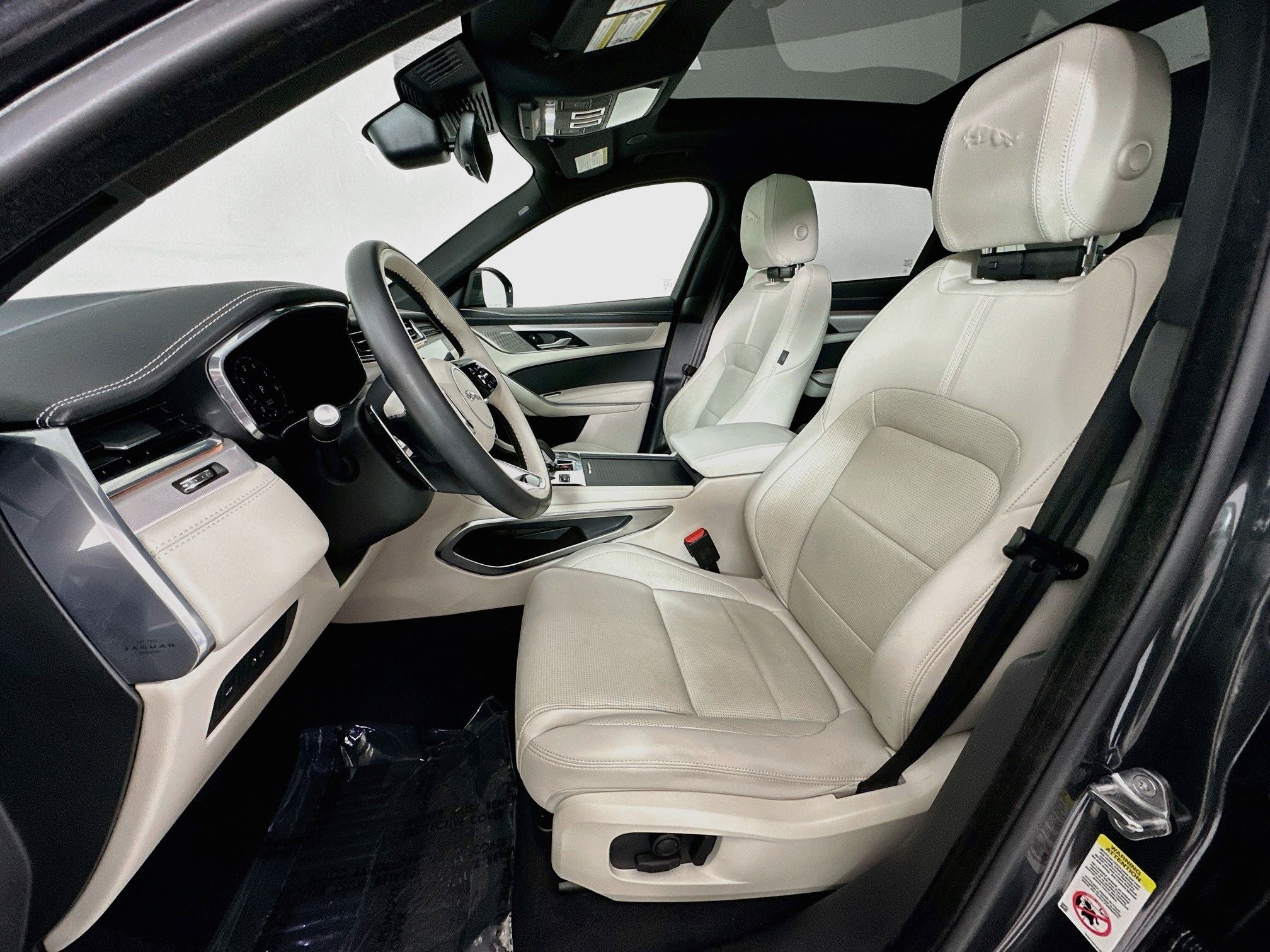 2024 Jaguar F-PACE P400 R-Dynamic S