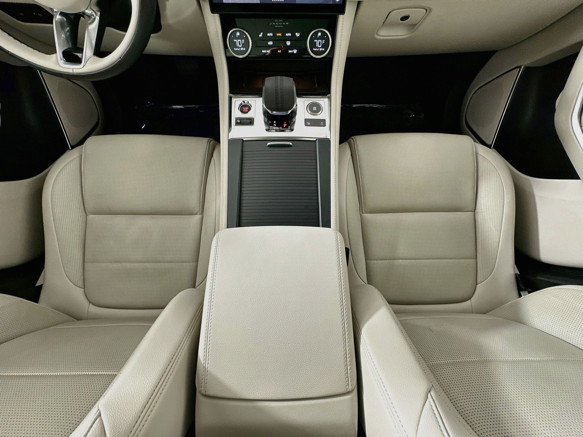 2024 Jaguar F-PACE P400 R-Dynamic S