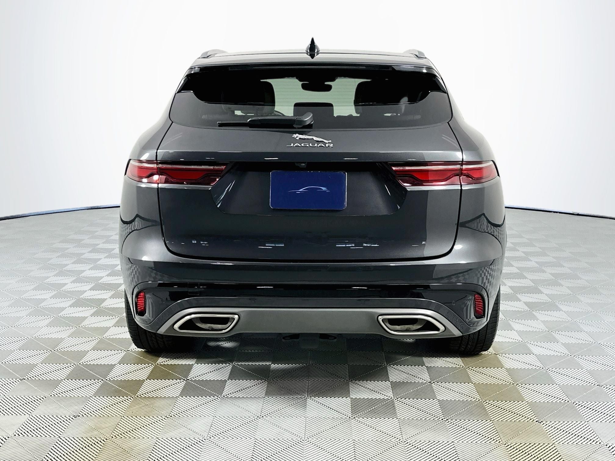 2024 Jaguar F-PACE P400 R-Dynamic S
