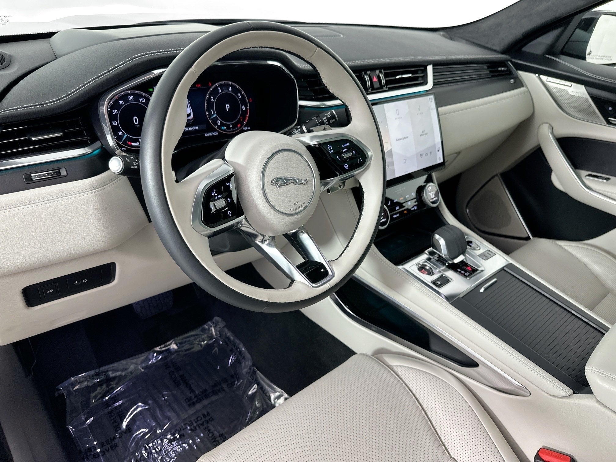 2024 Jaguar F-PACE P400 R-Dynamic S