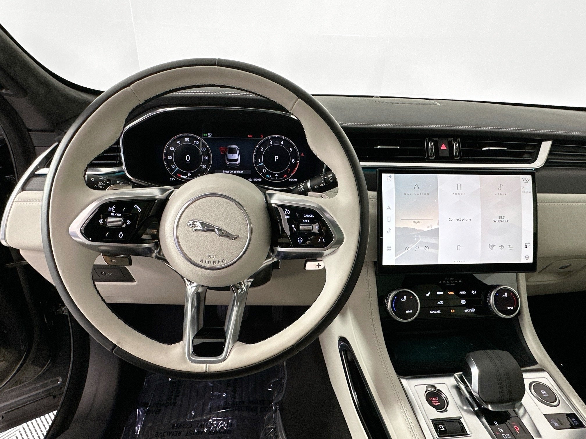 2024 Jaguar F-PACE P400 R-Dynamic S