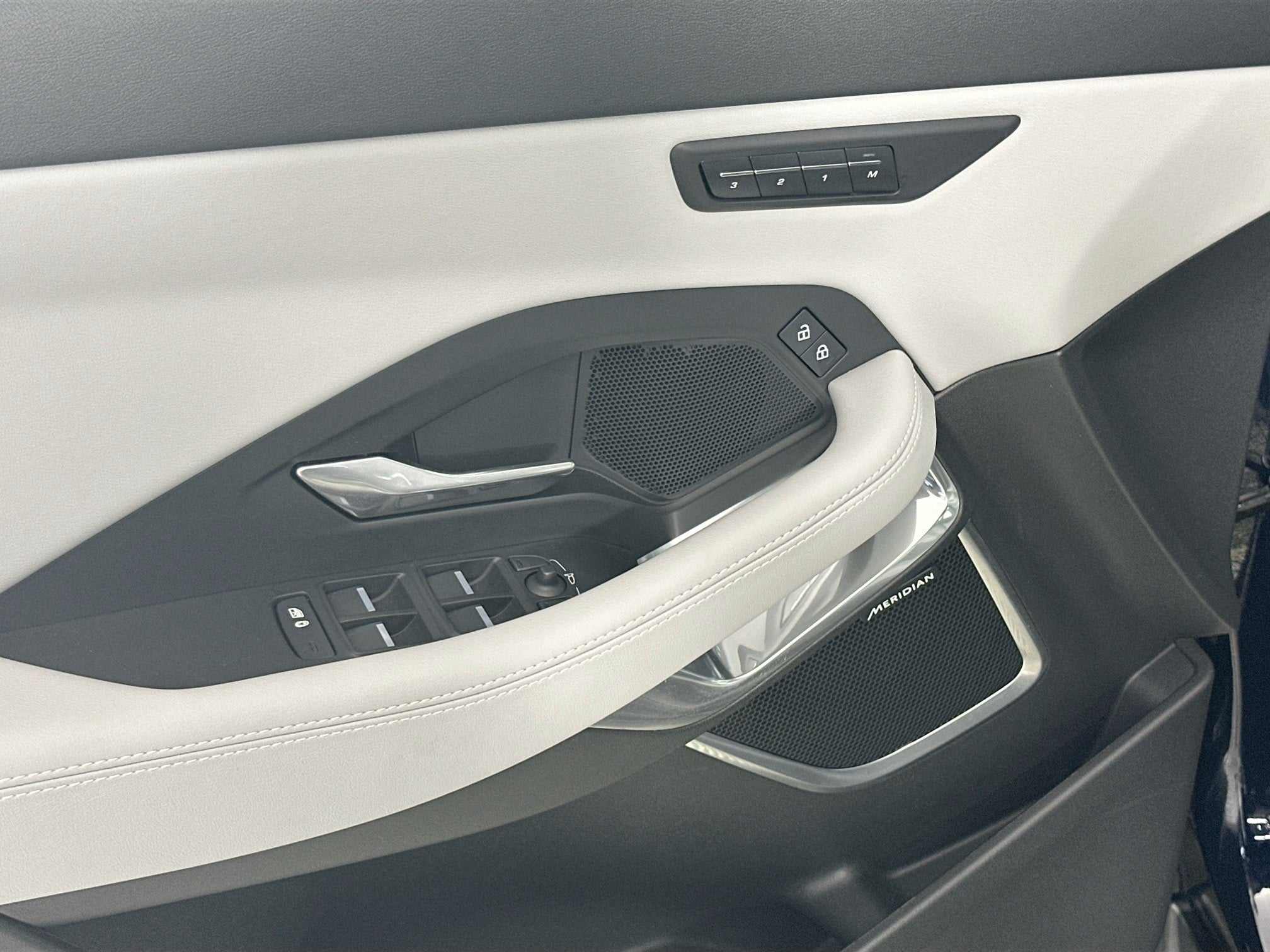 2024 Jaguar E-PACE P250