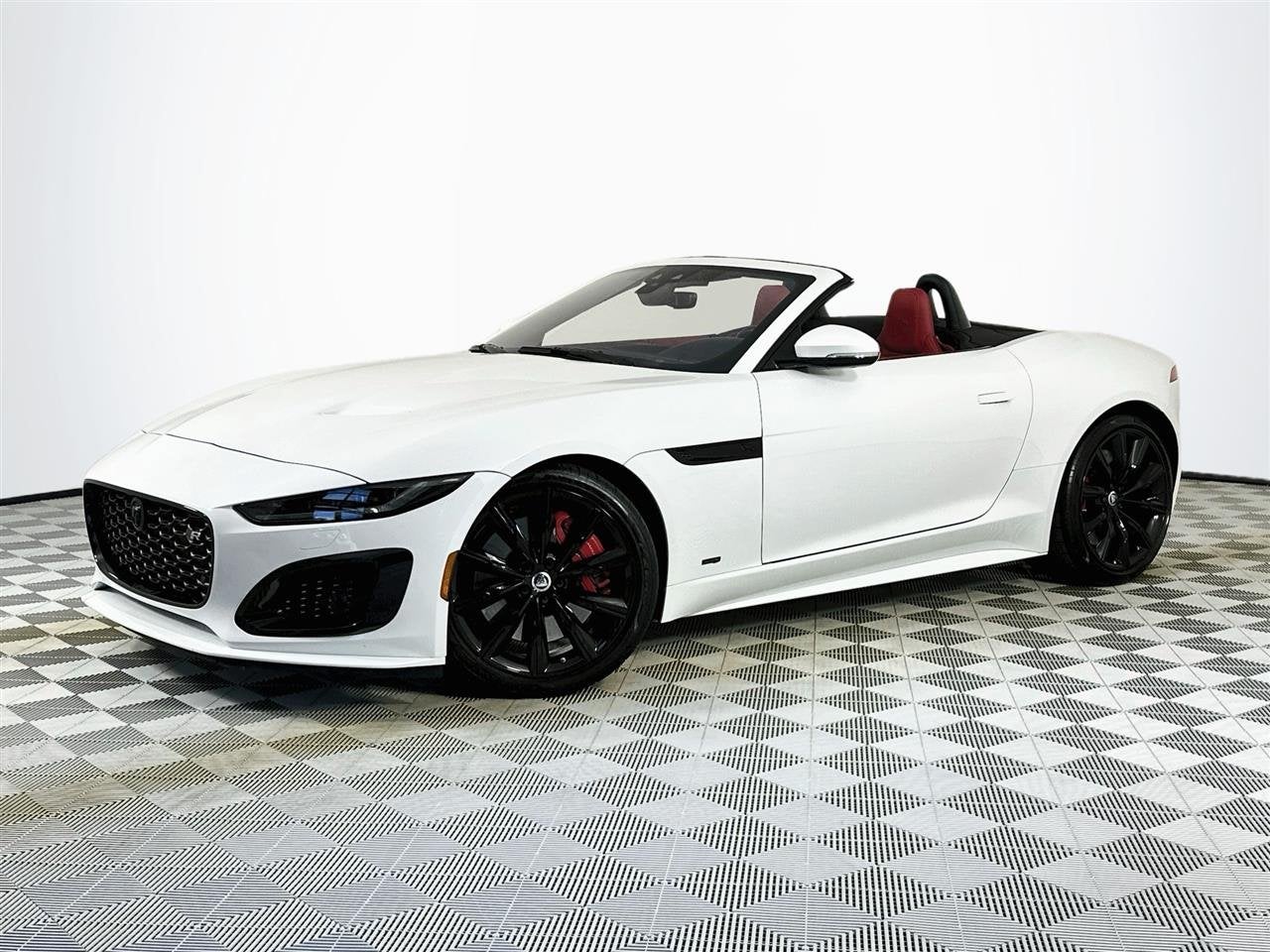2024 Jaguar F-TYPE P575 R75