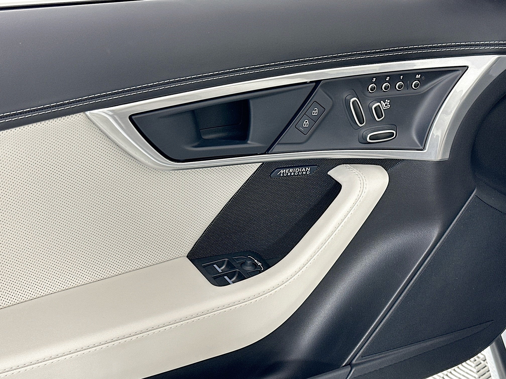 2024 Jaguar F-TYPE P450