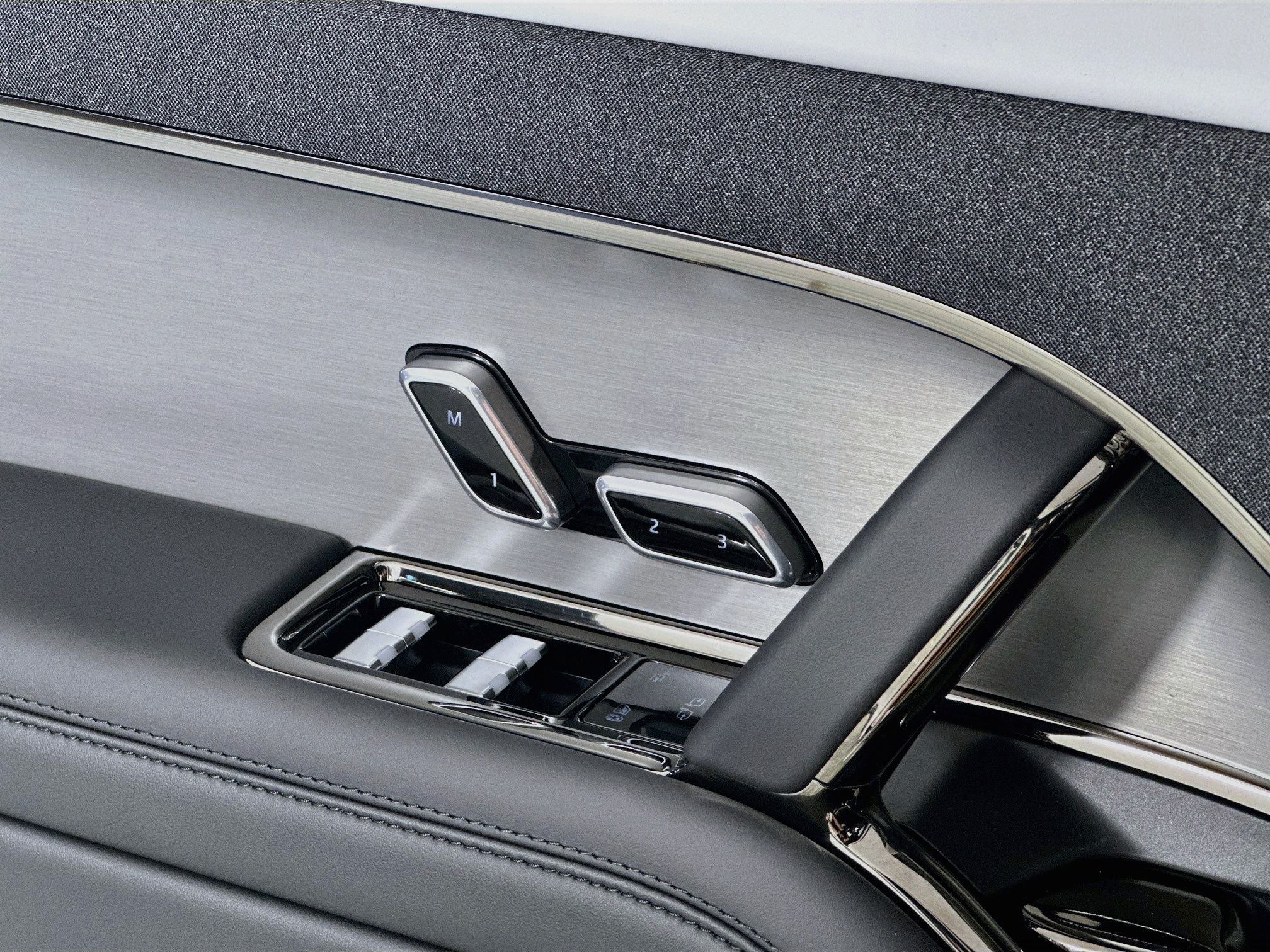 2025 Land Rover Range Rover Sport Plug-in Hybrid Dynamic SE