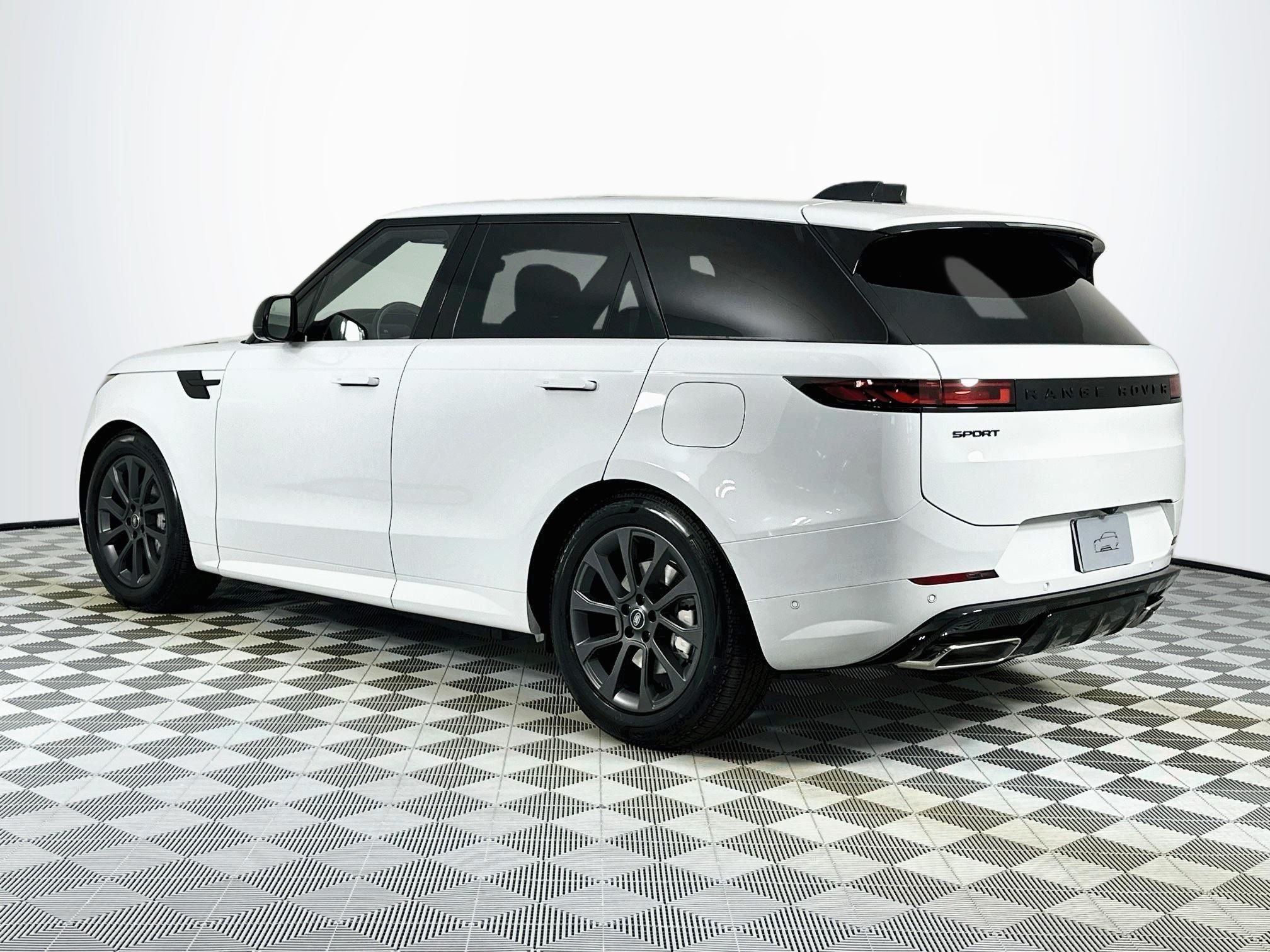 2025 Land Rover Range Rover Sport Plug-in Hybrid Dynamic SE