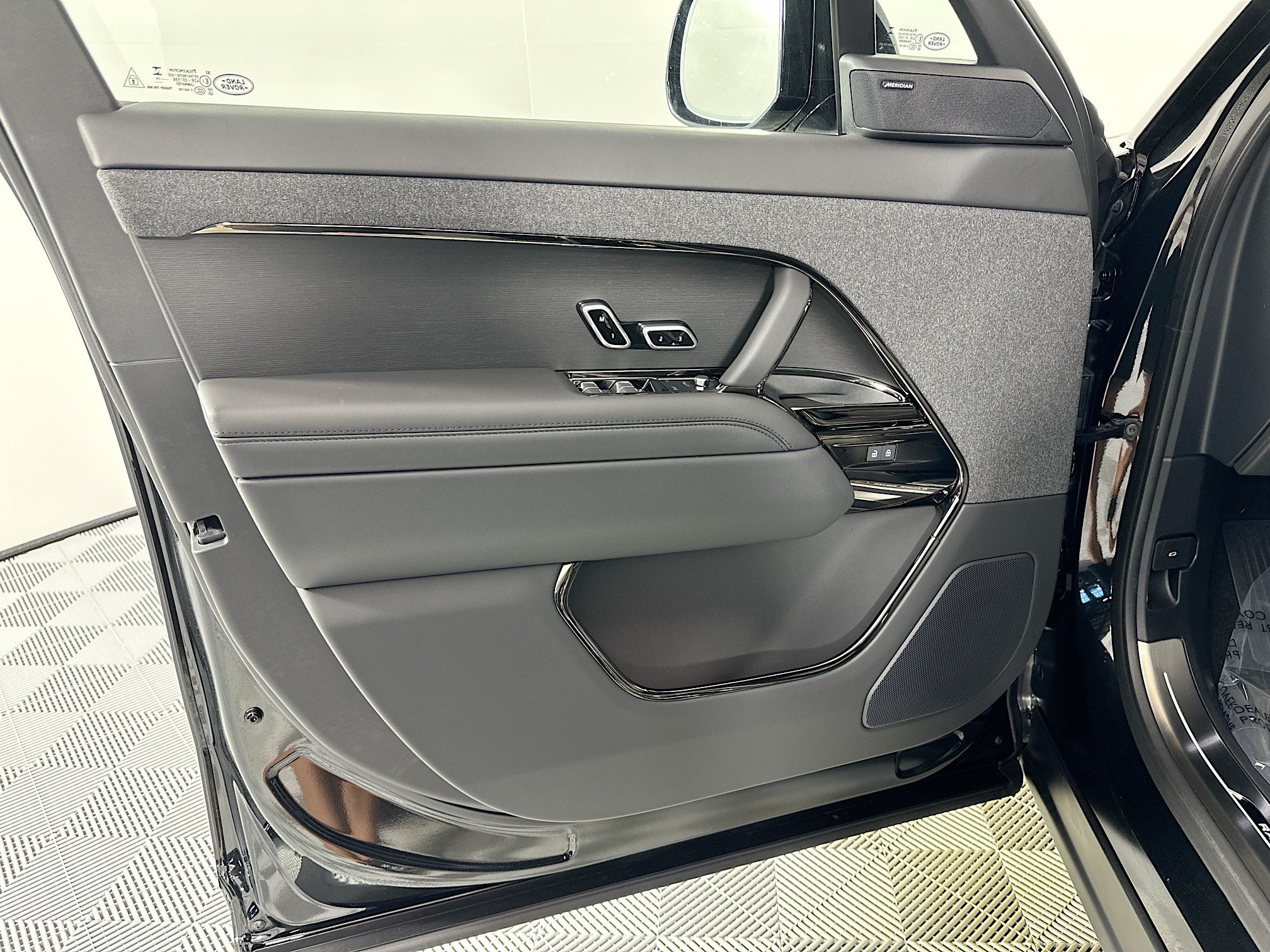 2025 Land Rover Range Rover Sport Dynamic SE