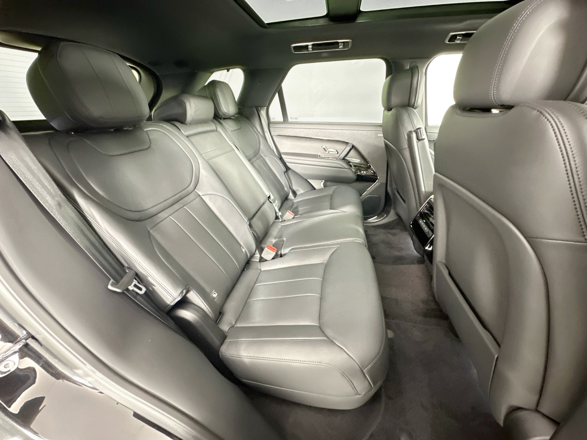 2025 Land Rover Range Rover Sport Dynamic SE