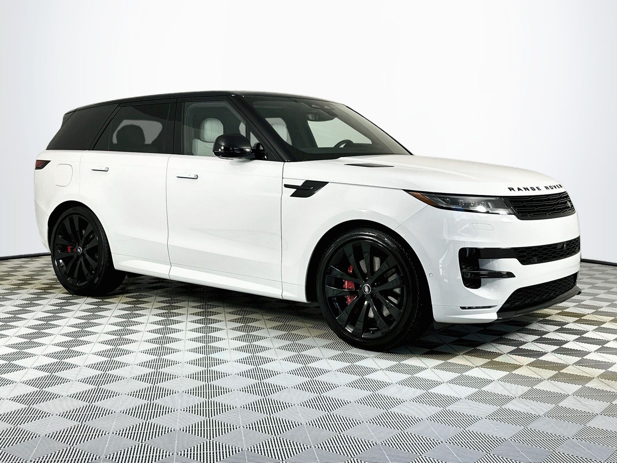 2025 Land Rover Range Rover Sport Dynamic SE