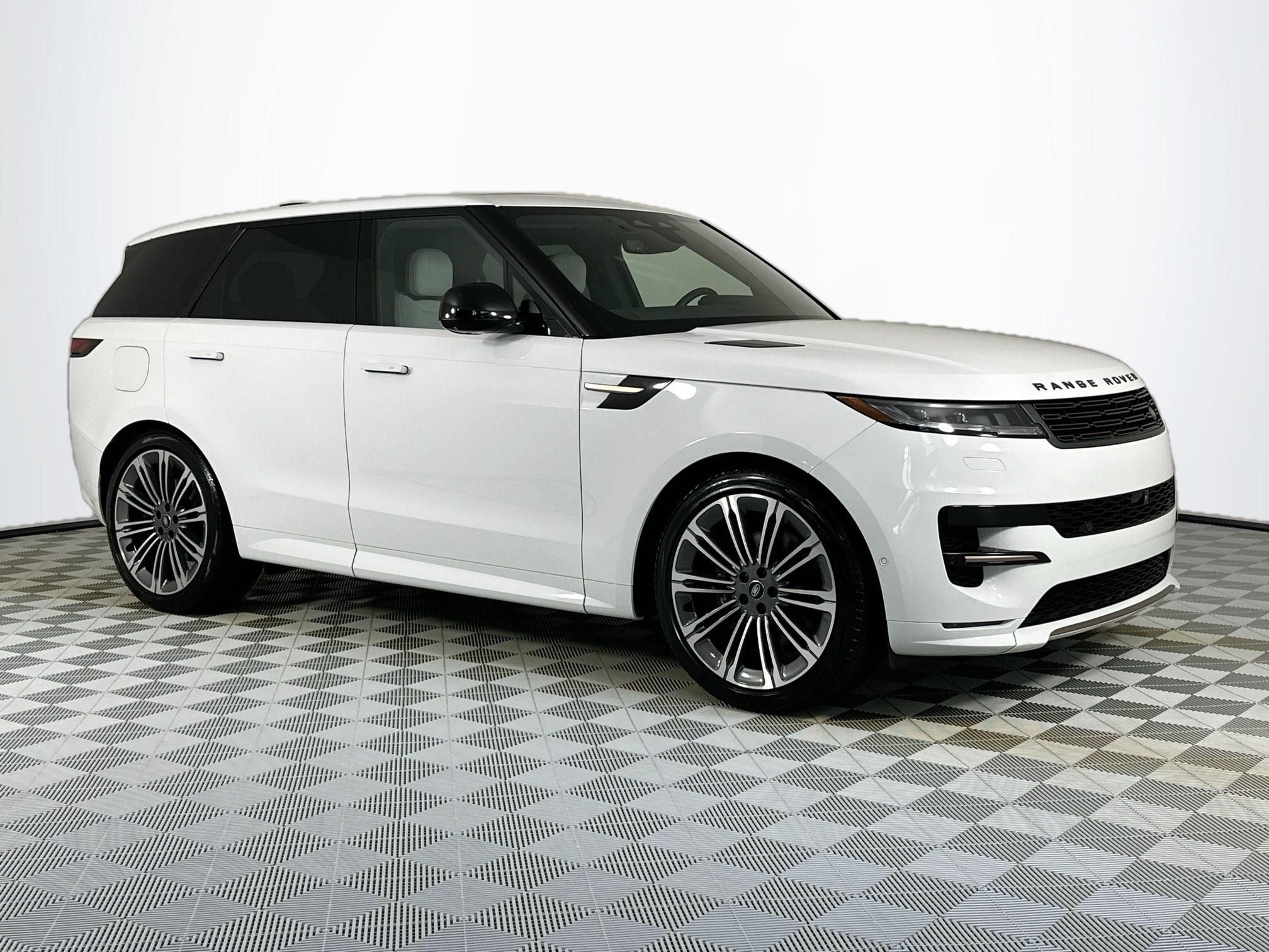 2024 Land Rover Range Rover Sport Dynamic SE