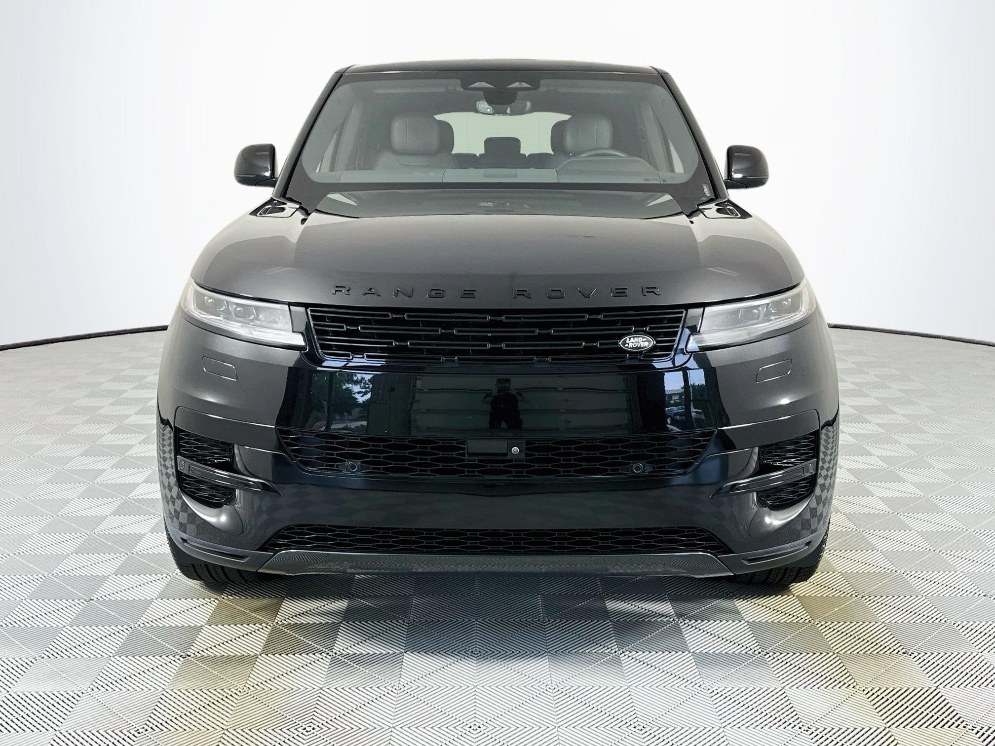 2024 Land Rover Range Rover Sport SE
