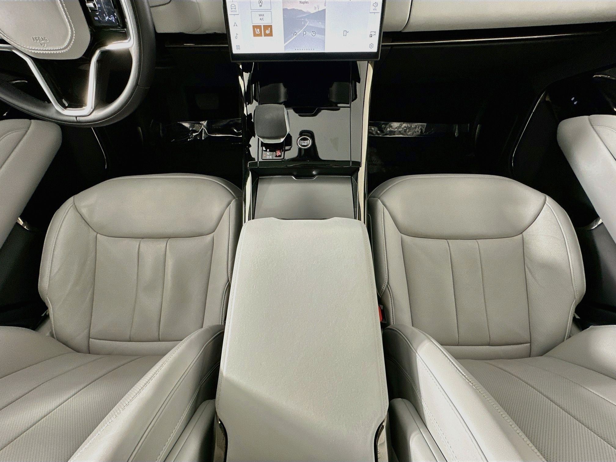 2024 Land Rover Range Rover Sport SE
