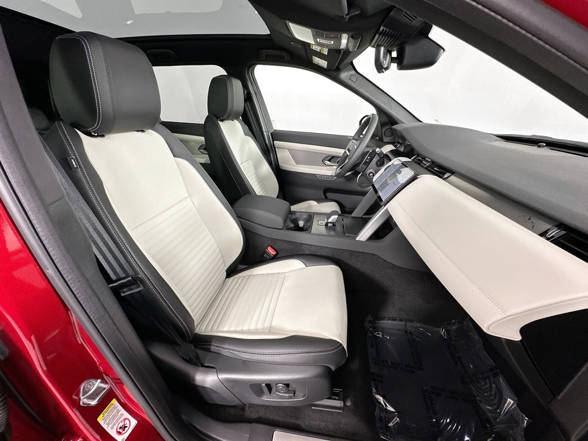 2026 Land Rover Discovery Sport Landmark