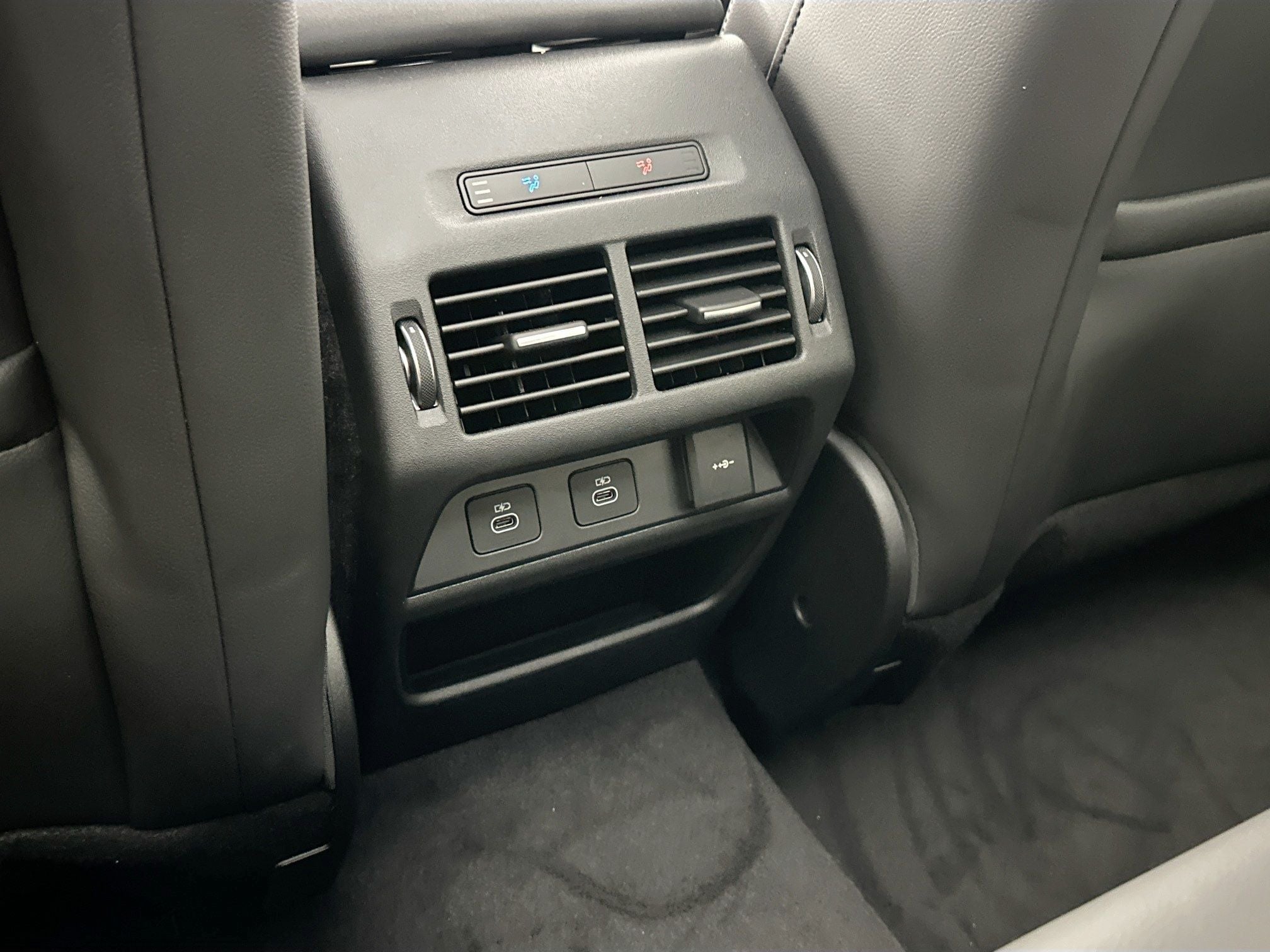 2026 Land Rover Discovery Sport Landmark