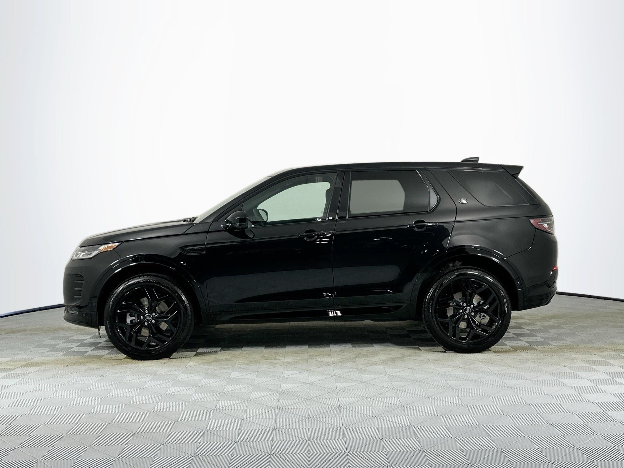 2026 Land Rover Discovery Sport Landmark