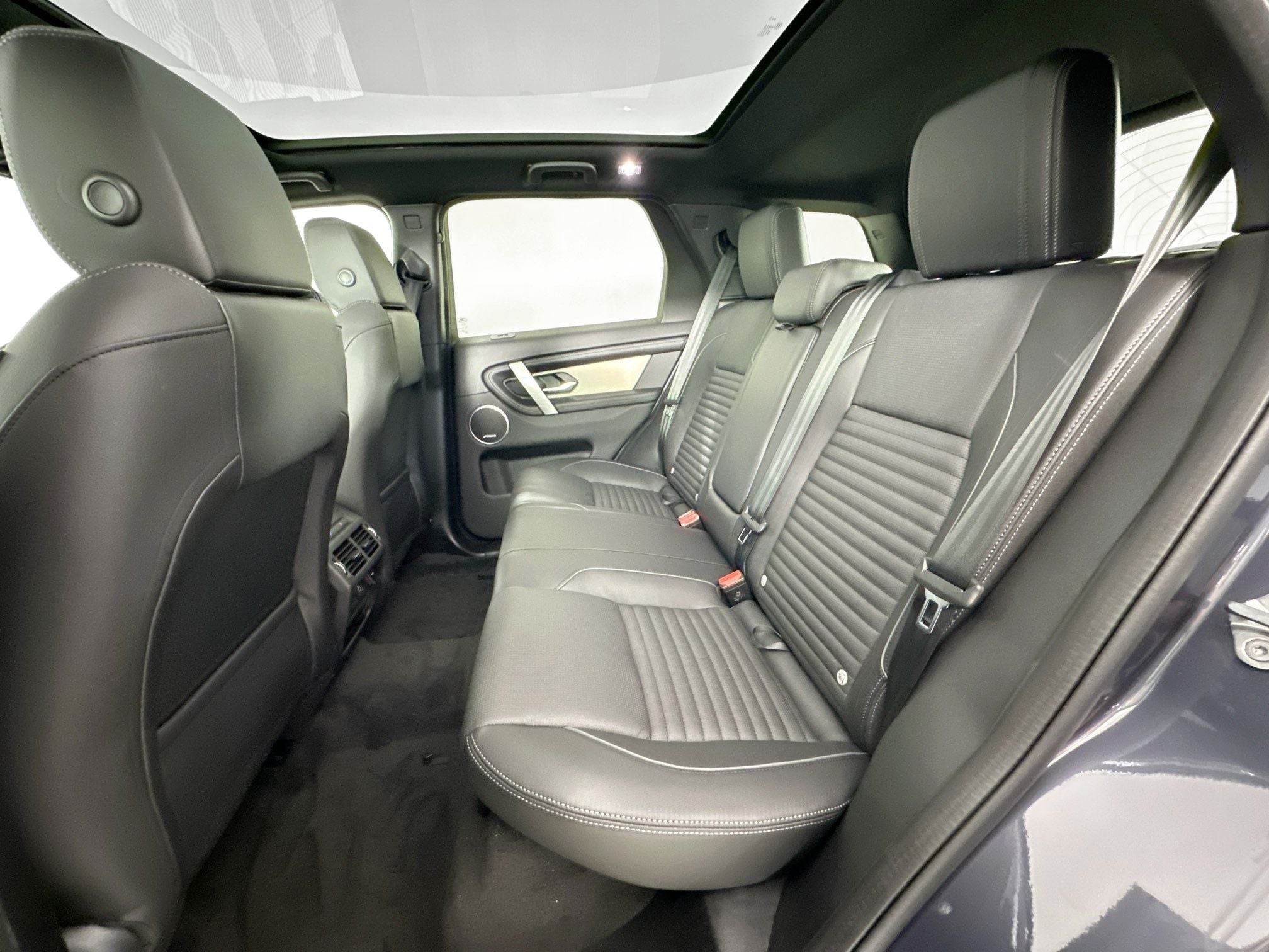 2026 Land Rover Discovery Sport Landmark