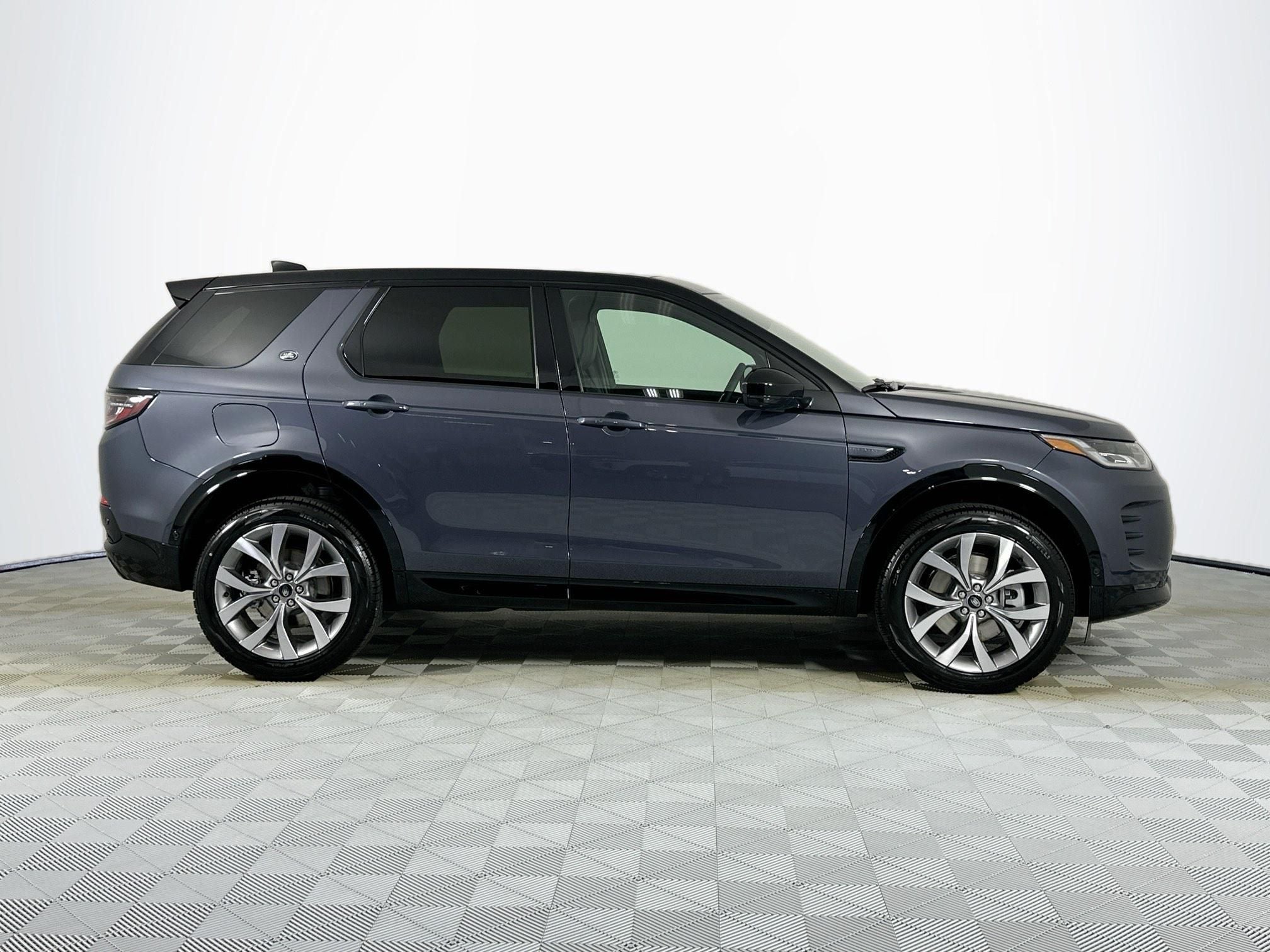 2026 Land Rover Discovery Sport Landmark