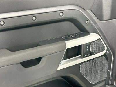 2023 Land Rover Defender 90 X-Dynamic SE