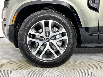 2025 Land Rover Defender 90 X-Dynamic SE