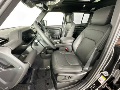 2026 Land Rover Defender 110 X-Dynamic SE