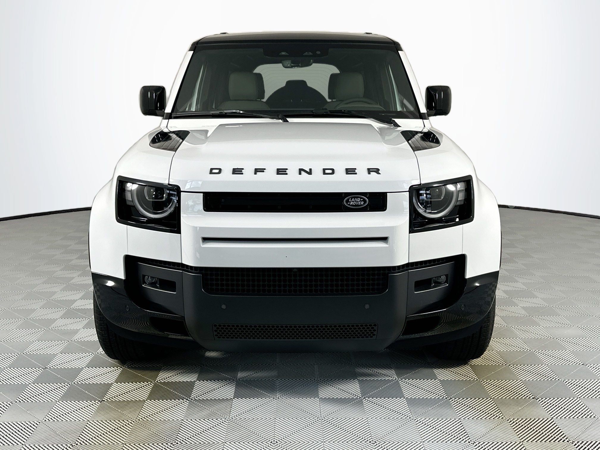 2026 Land Rover Defender 110 X-Dynamic SE