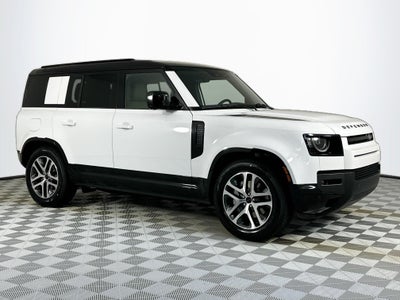 2026 Land Rover Defender 110 X-Dynamic SE