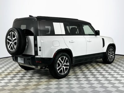2026 Land Rover Defender 110 X-Dynamic SE