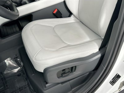 2025 Land Rover Defender 110 X-Dynamic SE