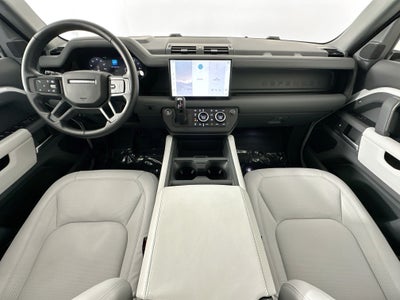 2025 Land Rover Defender 110 X-Dynamic SE