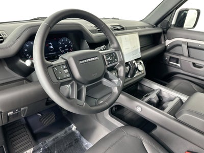 2026 Land Rover Defender 110 X-Dynamic SE